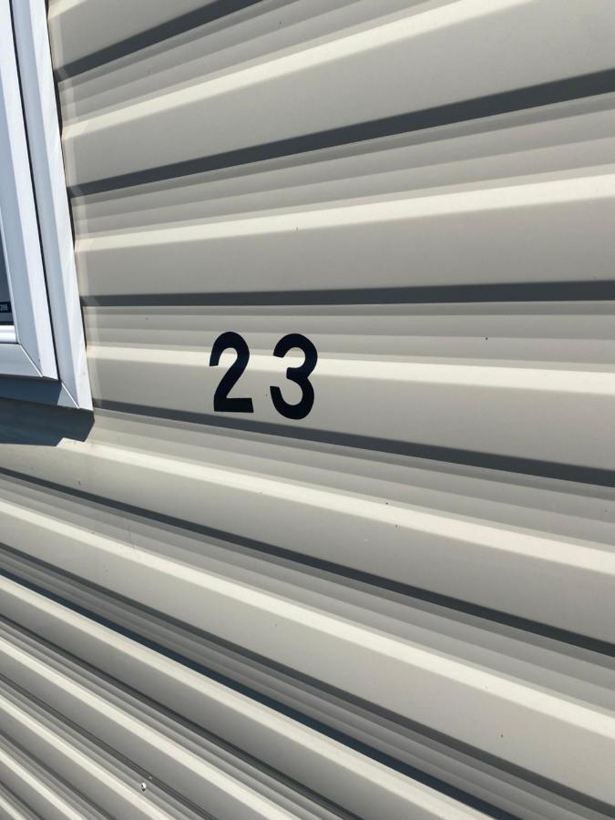 Dizzard 23 Hotel Bridgerule Екстериор снимка